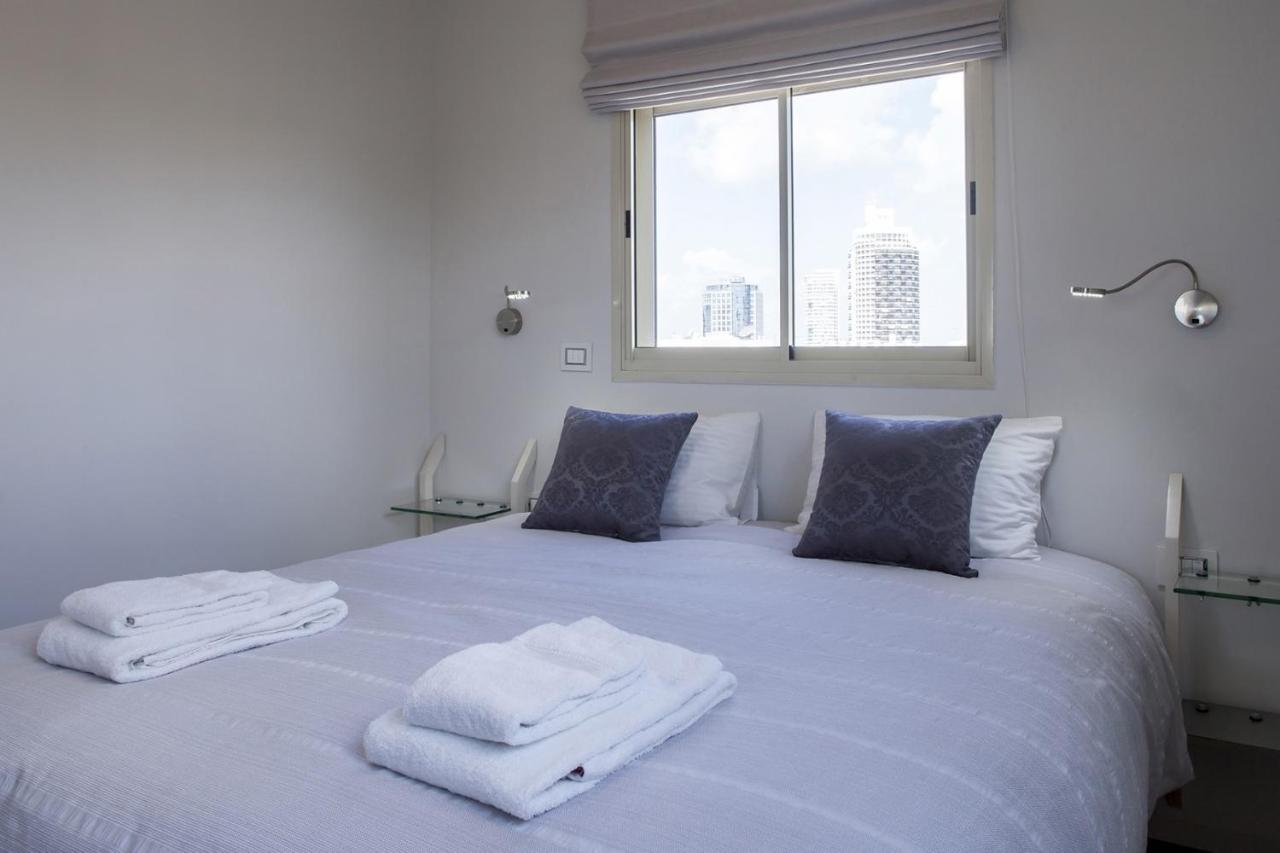 Bnbisrael Apartments - Melchett Plume Tel Aviv Bagian luar foto