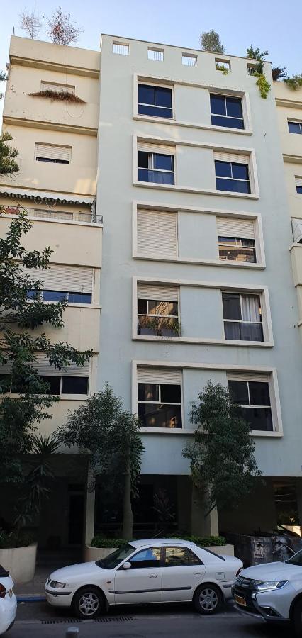 Bnbisrael Apartments - Melchett Plume Tel Aviv Bagian luar foto